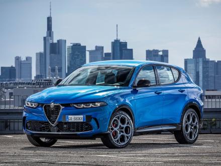 Nouveau! Tapis de voiture pour l'hybride Écrire un blog sur l'Alfa Romeo Tonale